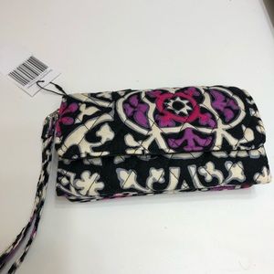 New Smartphone Wristlet